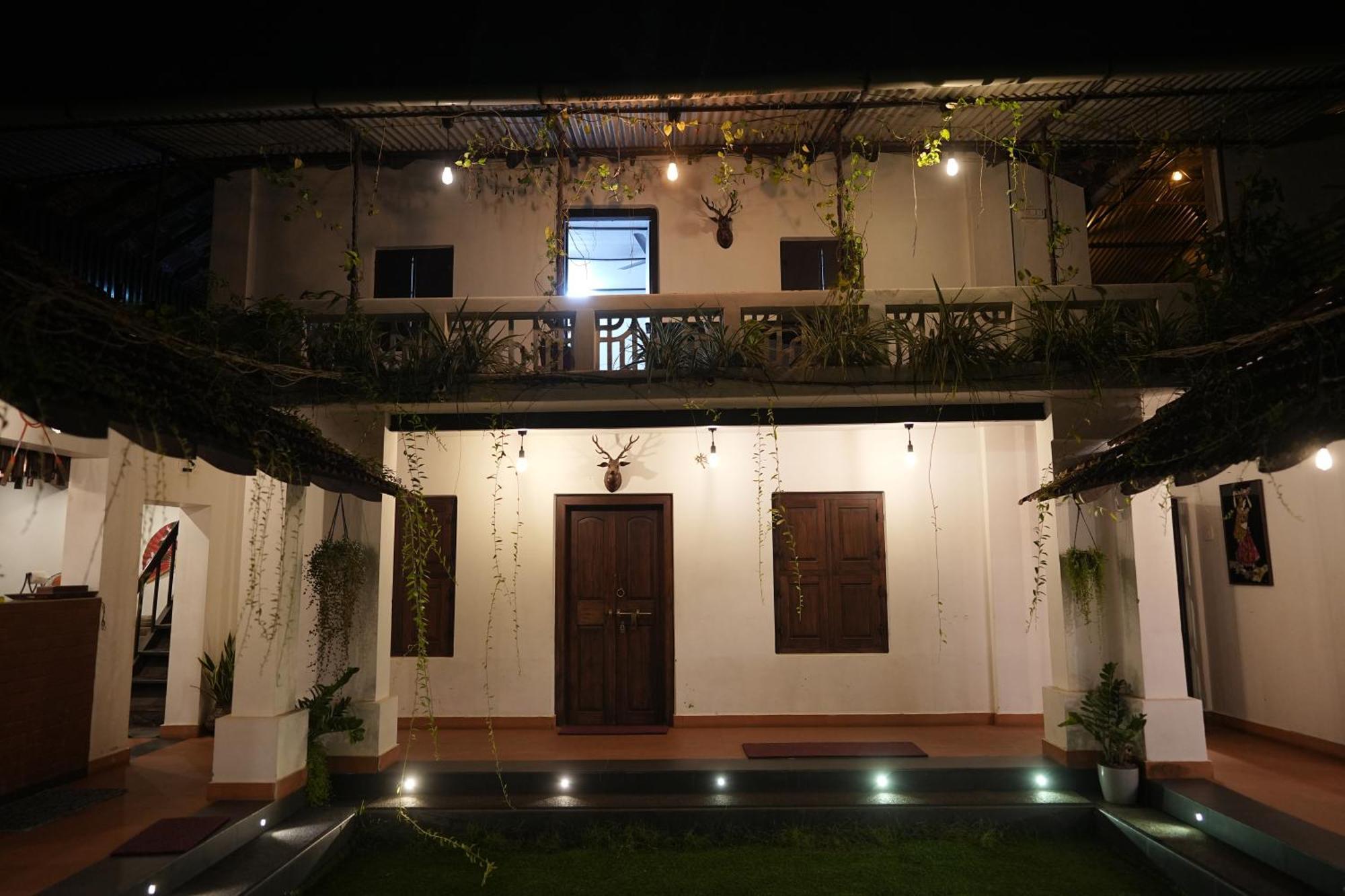 Kayyalas Courtyard Thrissur Exterior foto