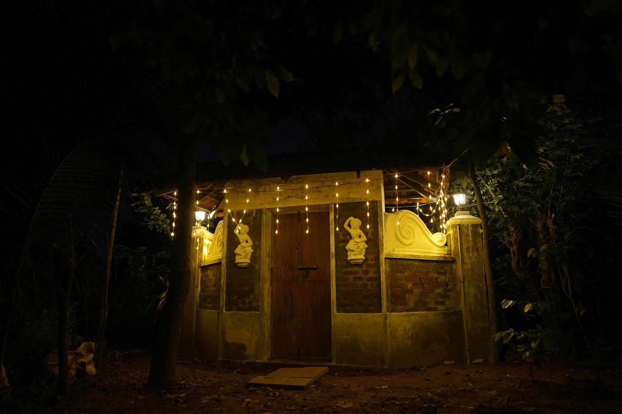 Kayyalas Courtyard Thrissur Exterior foto